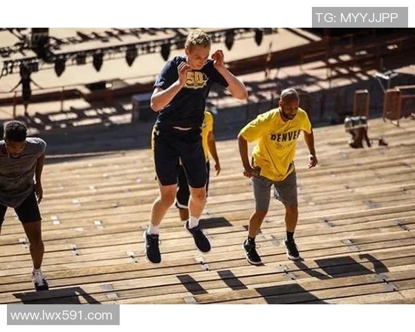 回馈社会!掘金官推晒出参加活动的照片与球迷分享 回馈社会!掘金官推晒出参加活动的照片与球迷分享