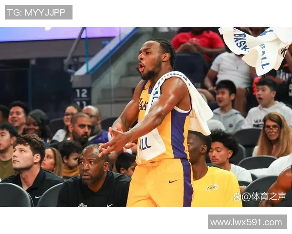 [2026年3月8日]NBA伤情速报：魔术新星布莱克腰伤退赛，对森林狼战局影响几何？